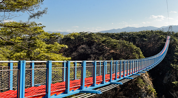 原州小金山悬索吊桥