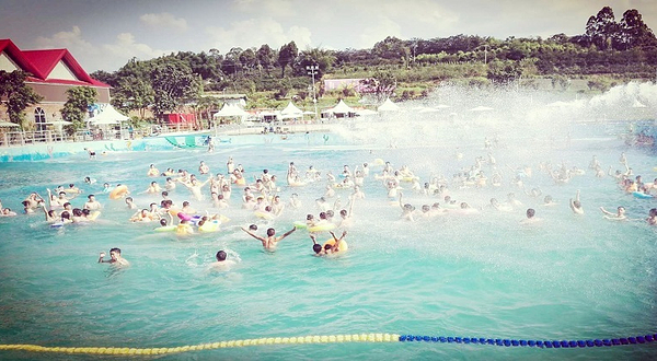 眉山诺亚水上乐园