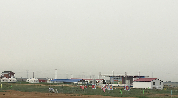 卓绅草原度假村