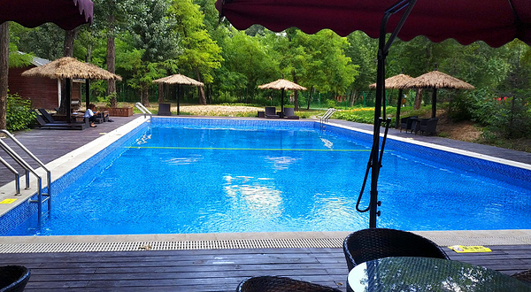 廊坊永清斯达夫森林木屋温泉酒店