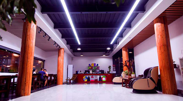 程峰游泳健身会所