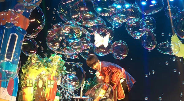 蟹岛光影科技与未来游乐园