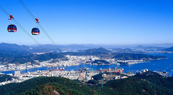 闲丽水道观景缆车