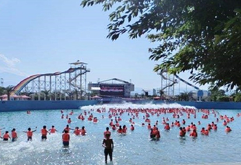 峨眉山海啸水世界第 6 张图片
