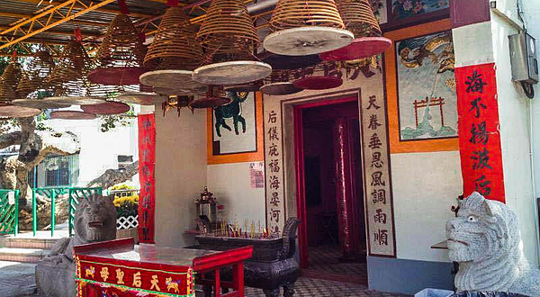 南丫岛榕树湾大街