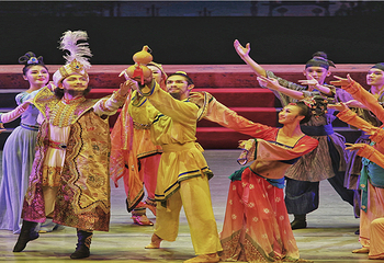 兰州《丝路花雨》演出第 5 张图片