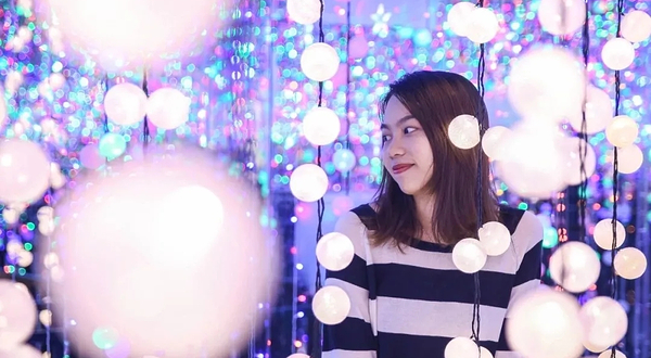 奇艺魔方5D星空错觉艺术馆