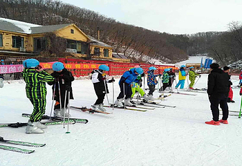 五家山滑雪场第 11 张图片