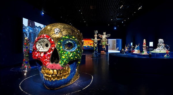 尼基·圣法勒-花园奇境