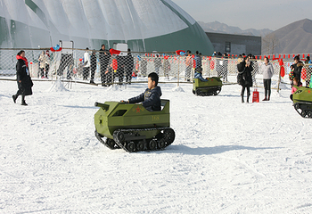 华中滑雪场第 3 张图片
