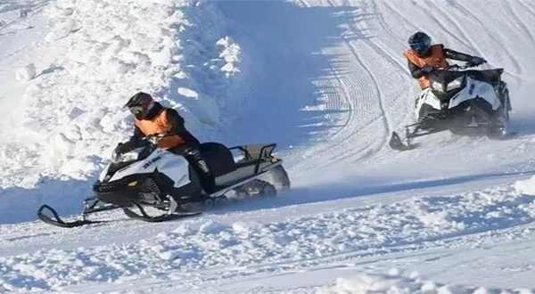 百亩冰雪大世界