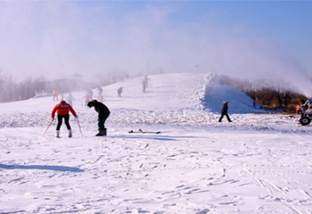 士国庄园滑雪场第 2 张图片
