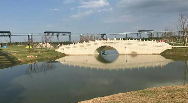 水韵龙湾玻璃栈道