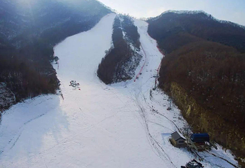 雲山滑雪场第 3 张图片