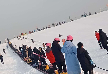 呼和塔拉冰雪旅游文化节第 1 张图片