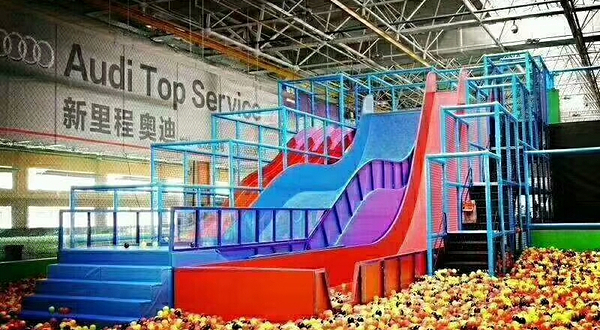 小跳蛙蹦床公园