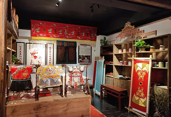 泉府印象三道行艺术馆第 3 张图片