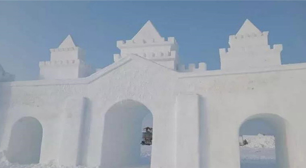 丝路花儿苑戏雪乐园