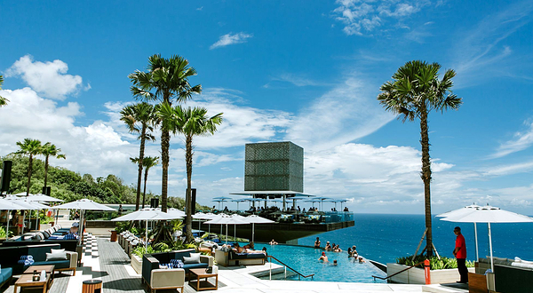 网红OMNIA海景酒吧