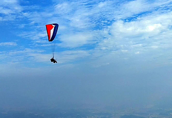 智峰山滑翔伞基地第 4 张图片