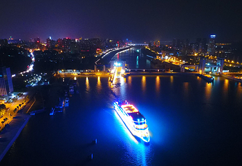 交运长江夜游游船第 23 张图片