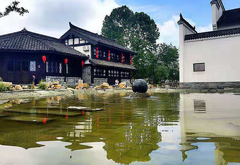 诸葛古镇第 3 张图片