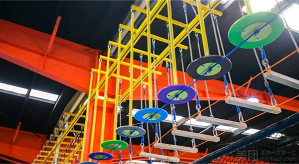 爱酷蹦床主题公园