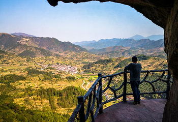 蛟龙大峡谷第 2 张图片