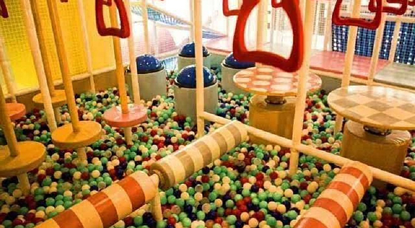 沈阳鹿特丹奇境迷城Wonderland成长乐园