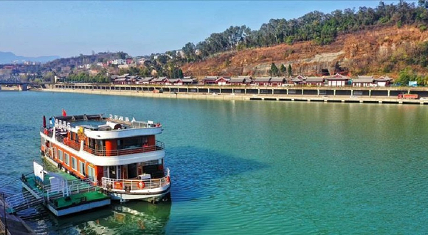 广元嘉陵江游船