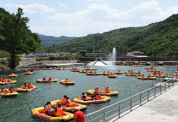 嶂石岩峡谷漂流第 7 张图片