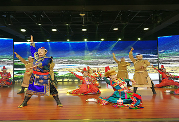 马蹄石窟群旅游区第 3 张图片