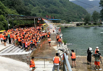 嶂石岩峡谷漂流第 4 张图片