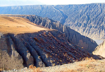 独山子大峡谷第 8 张图片