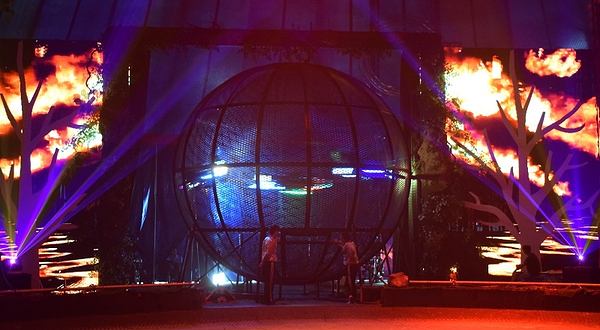 《俄罗斯国际大马戏团——魔幻森林》