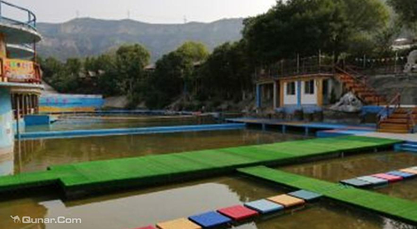 南山泰泉休闲水上乐园