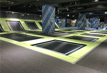反弹蹦床公园-青岛店第 3 张图片