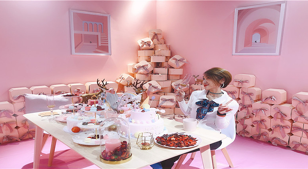 无聊动物·减压展