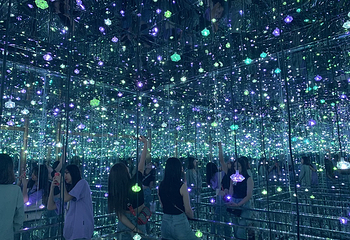 乐山星空失恋博物展（旗舰店）第 1 张图片
