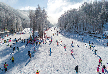 神农架中和国际滑雪场第 5 张图片