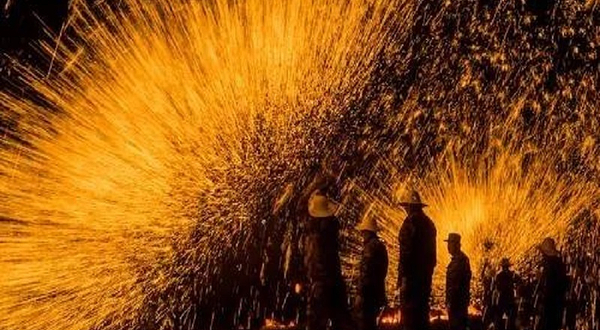 2019首届腾冲冰雪小镇灯光嘉年华