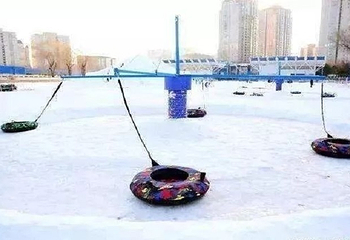 嵩顶滑雪度假区第 5 张图片