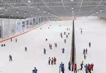 扬州邵伯湖室内滑雪场第 9 张图片