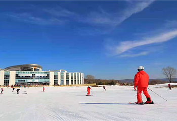 宁夏雅豪国际滑雪度假区第 7 张图片