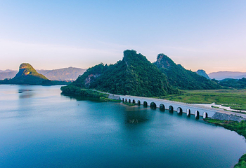 宝晶宫旅游景区第 2 张图片