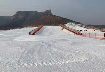 奥峰滑雪场第 9 张图片