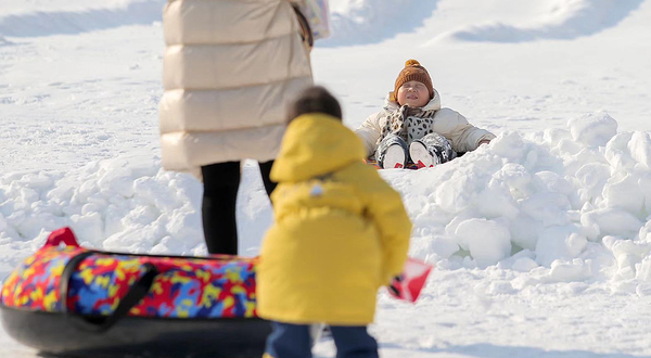 天津民园冰雪嘉年华