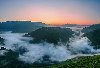 巴山大峡谷第 18 张图片