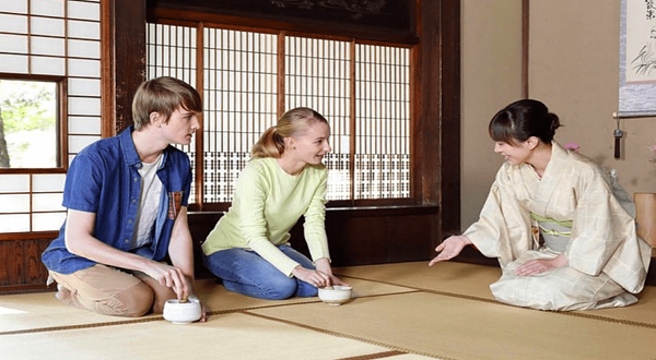 春花园盆栽美术馆茶道体验