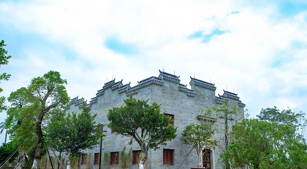 华阳湖·盆景园房车营地